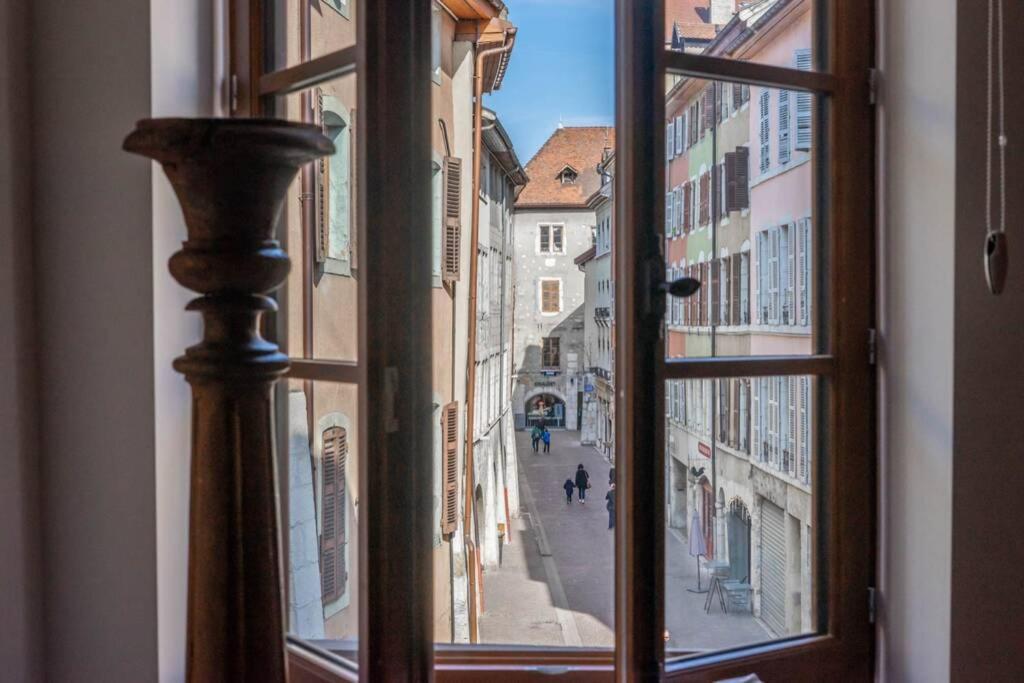 Le Rousseau Apartment Annecy Ngoại thất bức ảnh