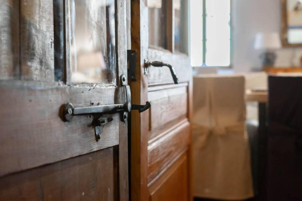 Le Rousseau Apartment Annecy Ngoại thất bức ảnh